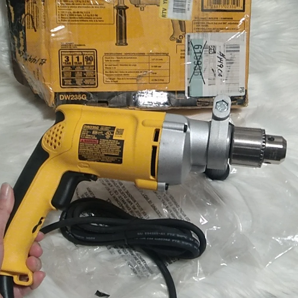 NIB Dewalt Drill W/Chuck Key & 360 Adjustable Side Handle - Picture 8 of 10
